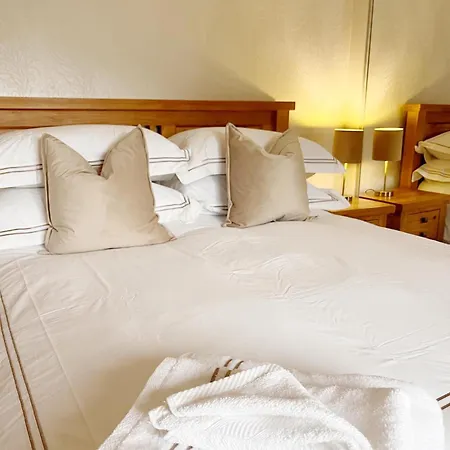 住宿加早餐酒店 Knockview